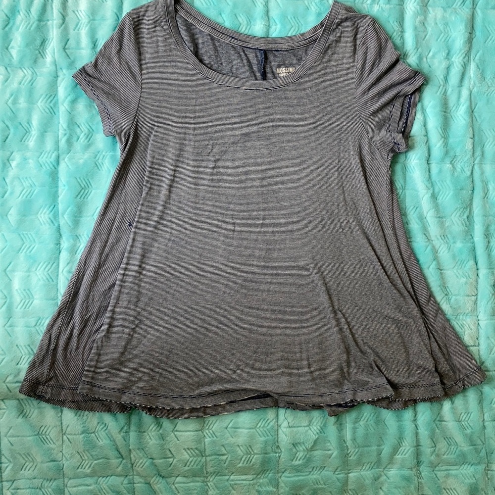 Super comfy striped T-shirt